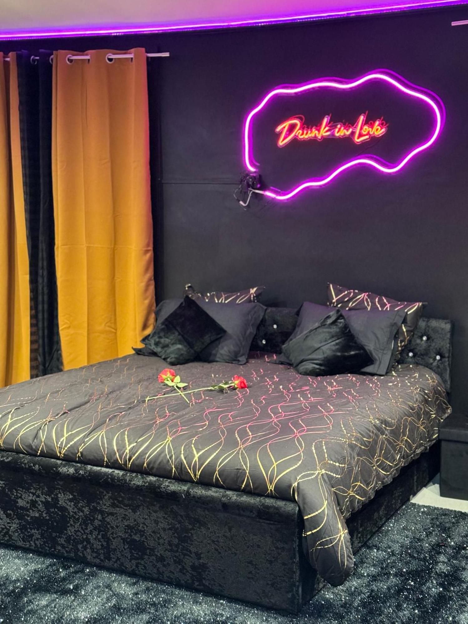 Loveroom By Sunnyroom Perpignano Esterno foto