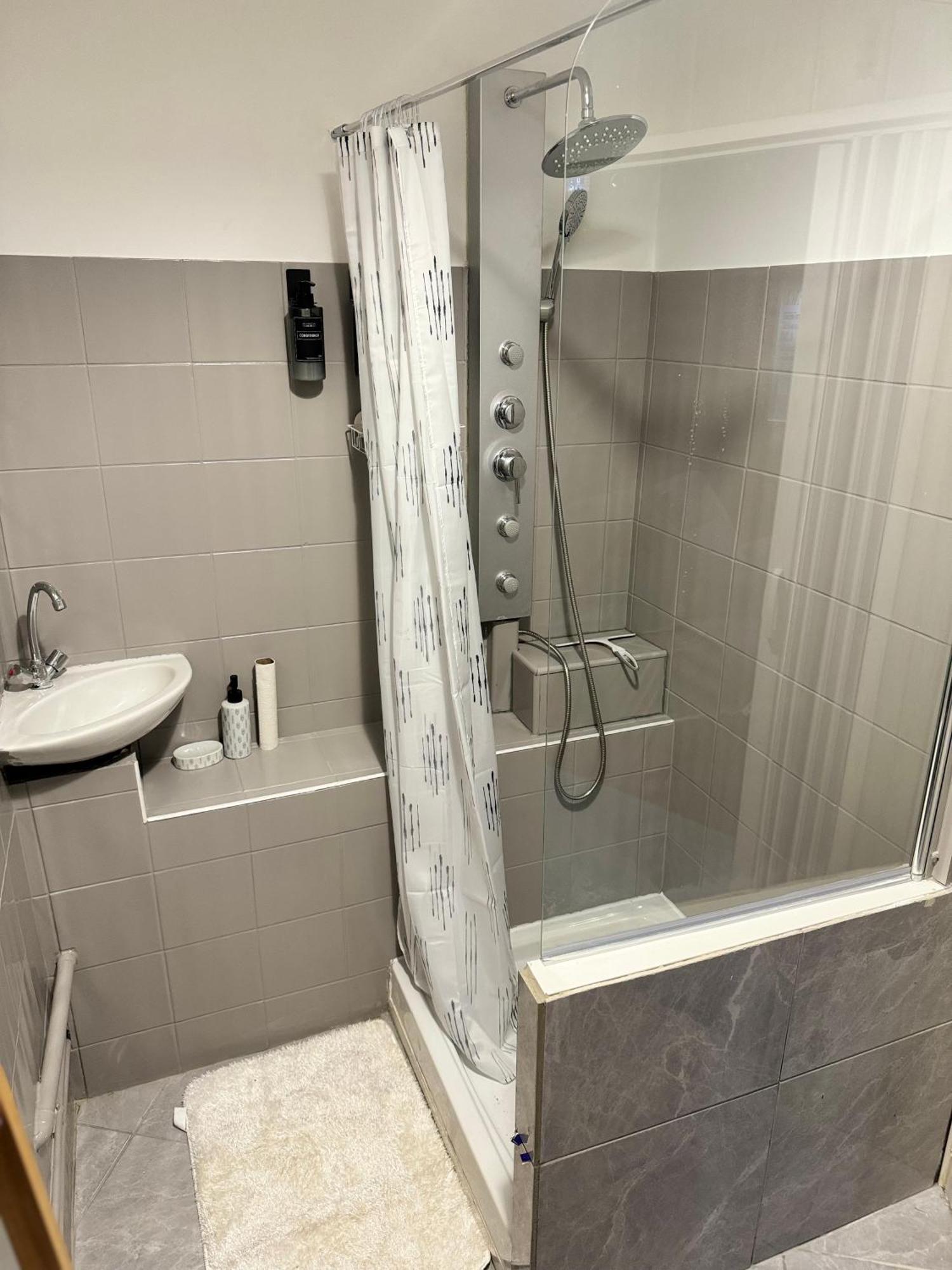 Loveroom By Sunnyroom Perpignano Esterno foto