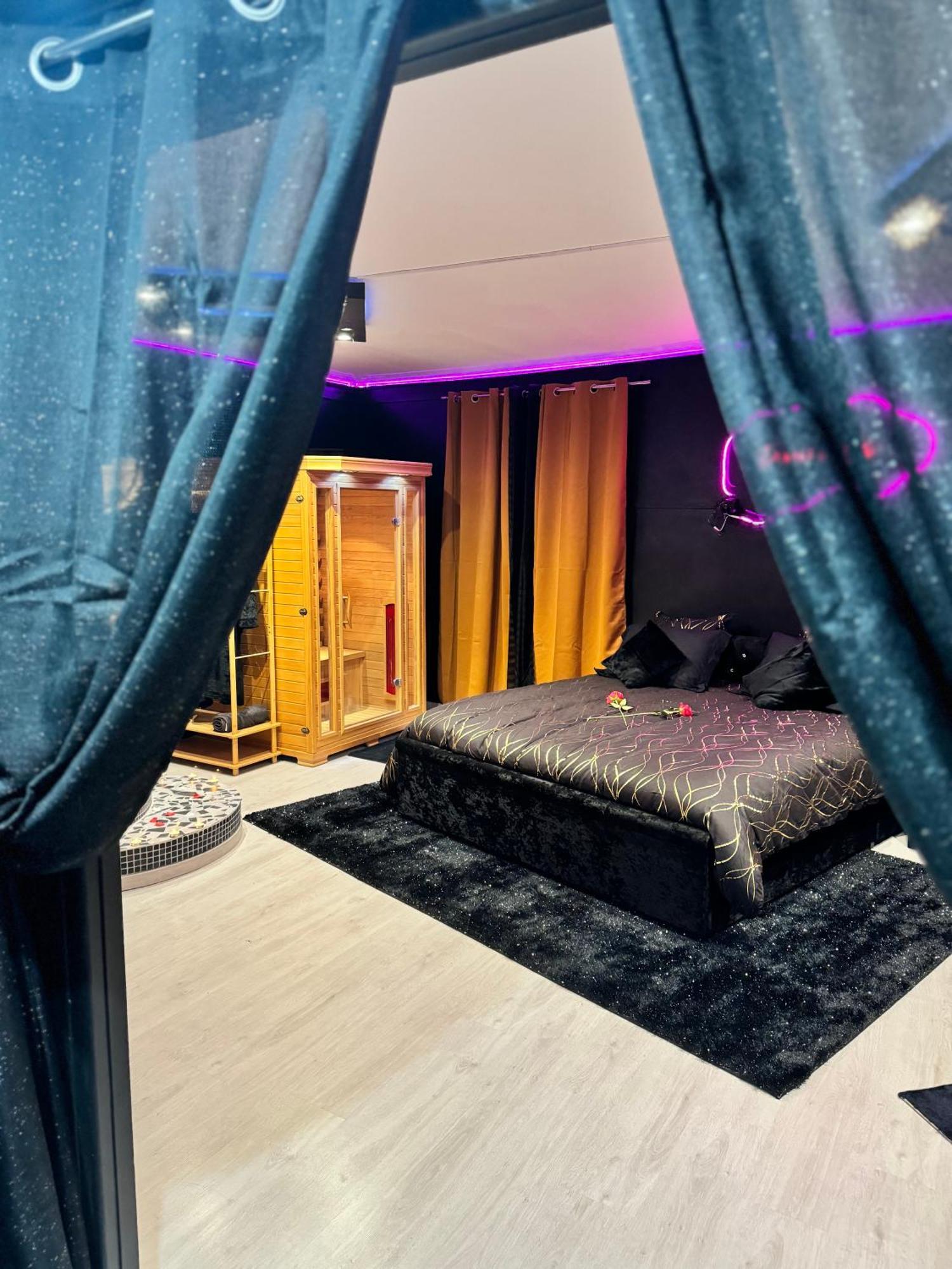 Loveroom By Sunnyroom Perpignano Esterno foto